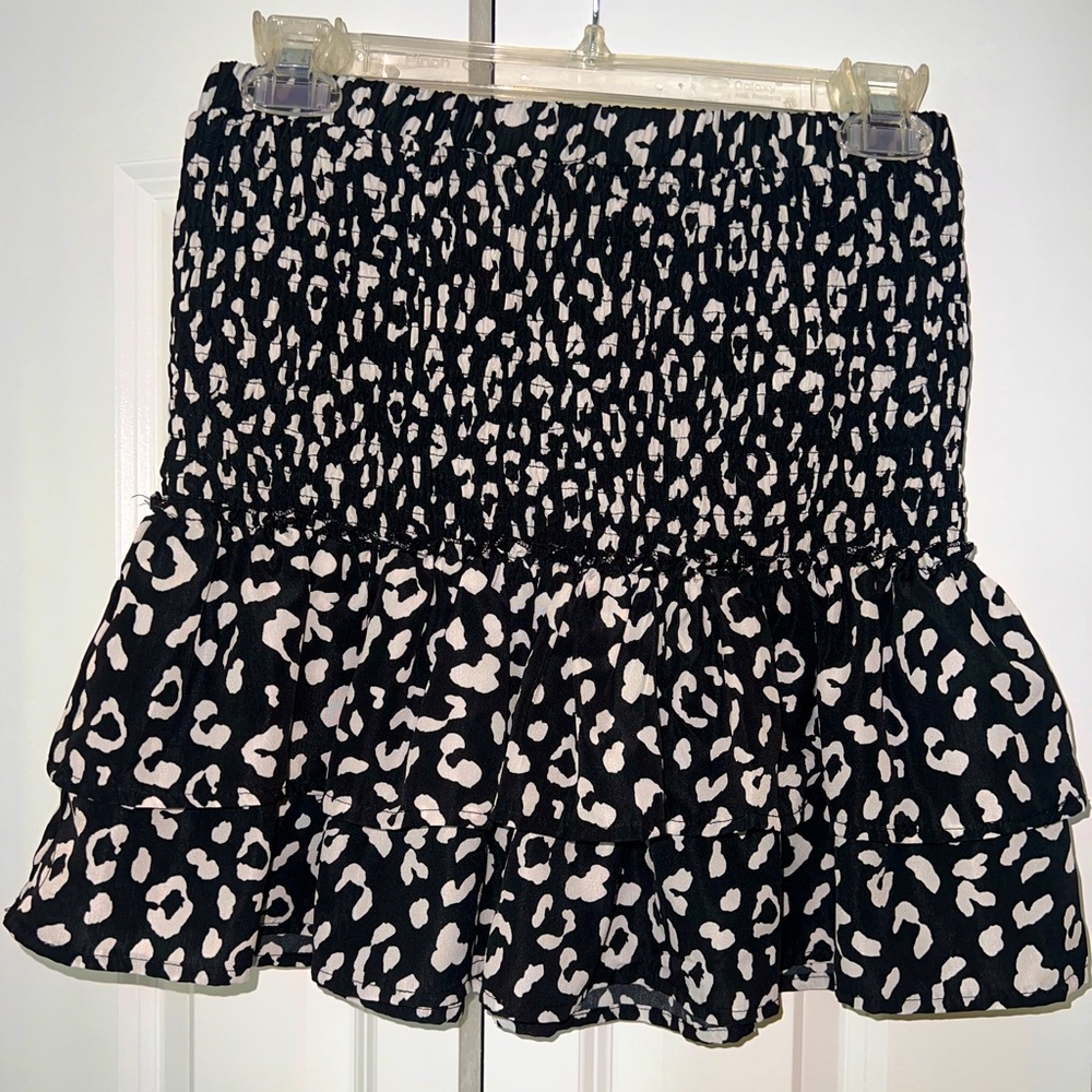 Leopard mini skirt